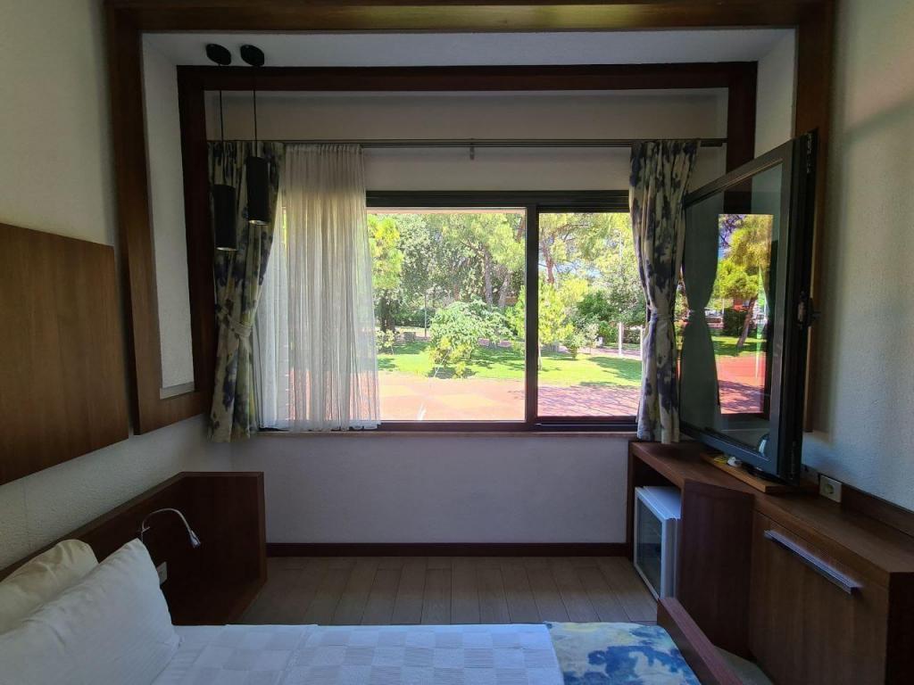 Karakaş Otel — 4