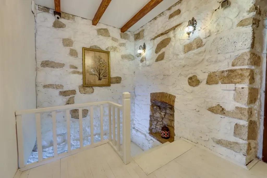 Kapela Taş Otel Alaçatı — 6