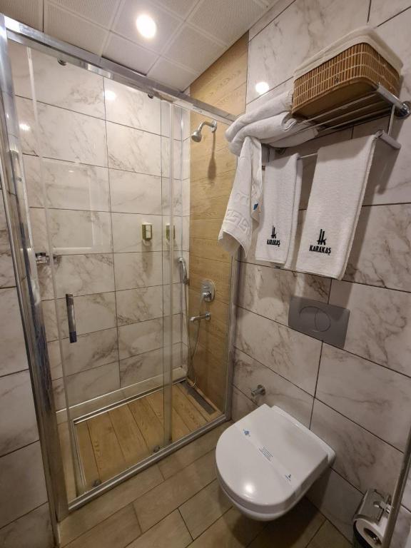 Karakaş Otel — 6
