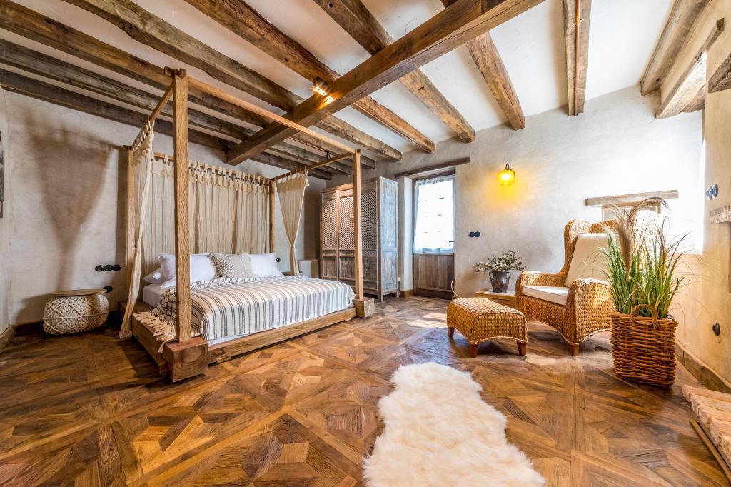 Kassandra Heritage — 2