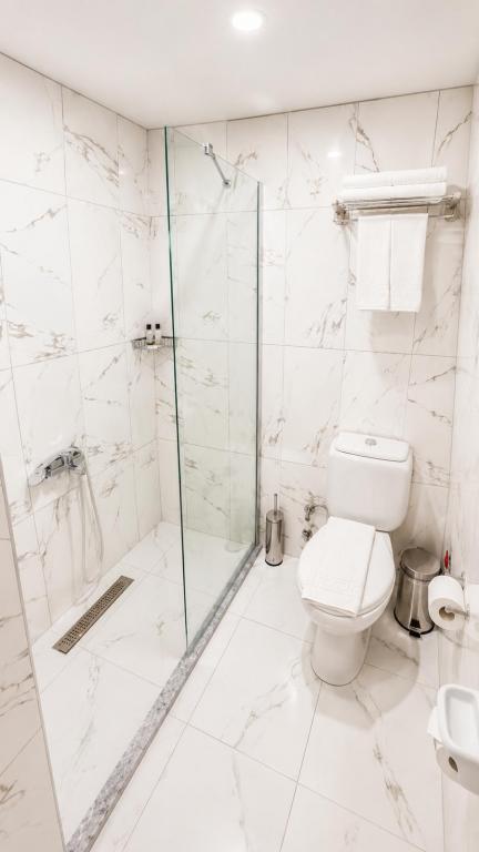 Kleopatra Aytur Apart — 4