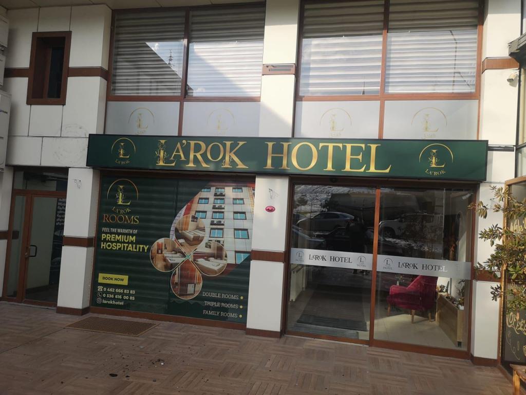 Larok Hotel — 10