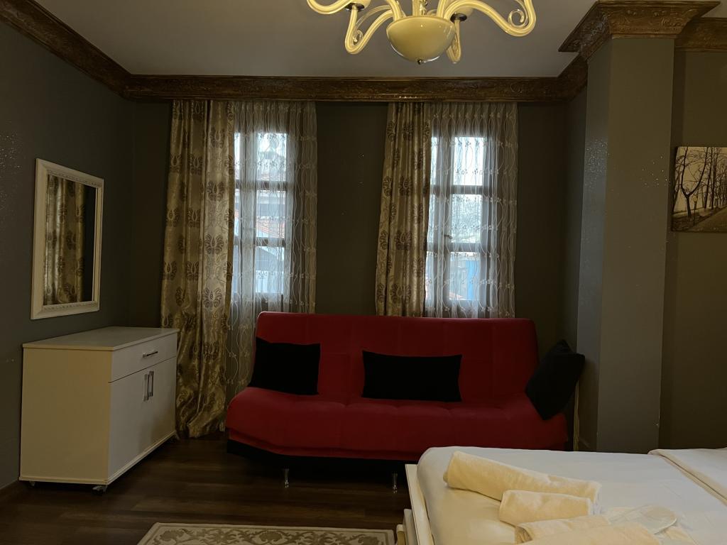 La Fontaine Butik Otel — 3