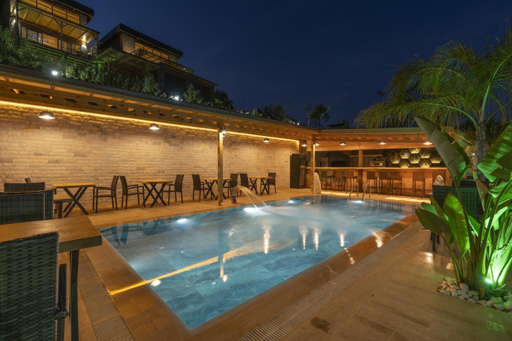 La Veranda Villas — 8