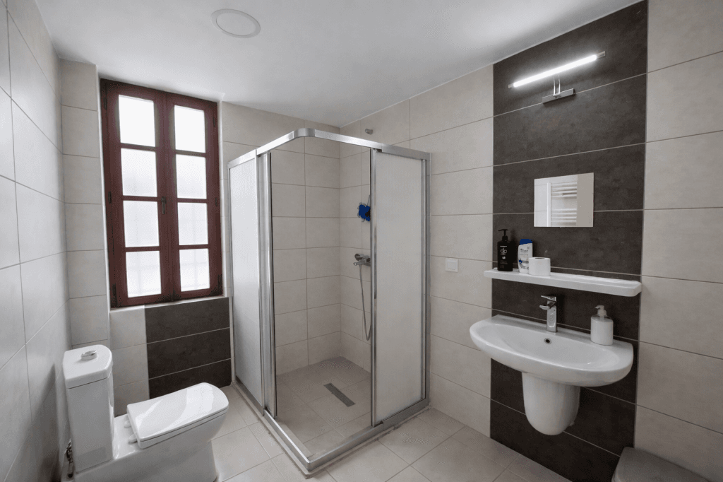 Lacos Hotel — 10