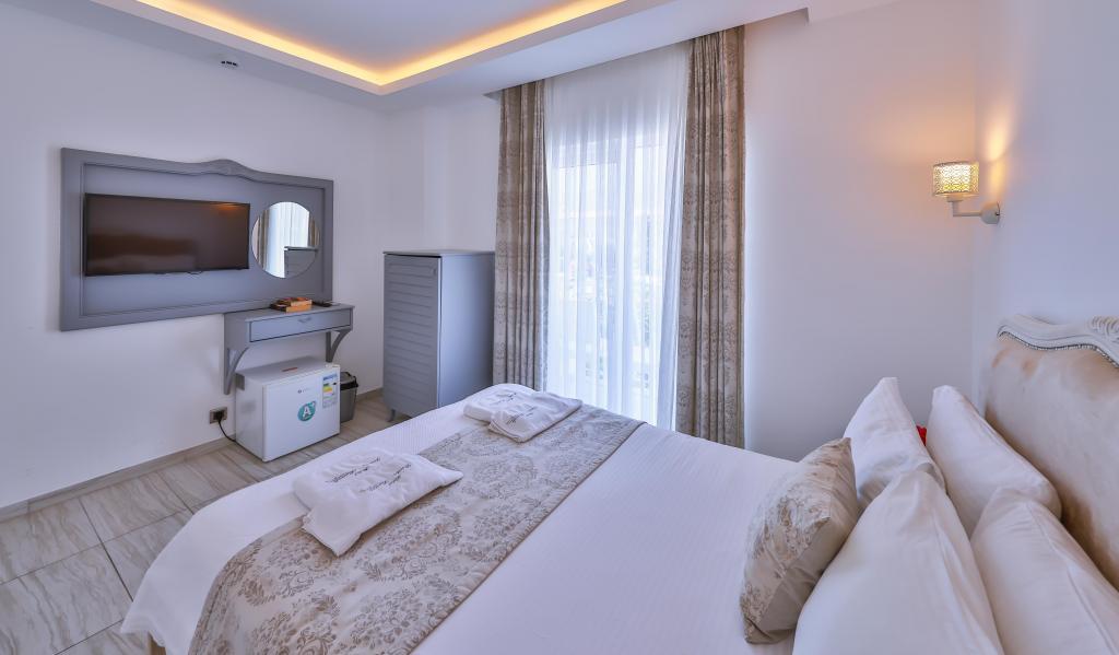 Linda Beach Class Hotel — 3