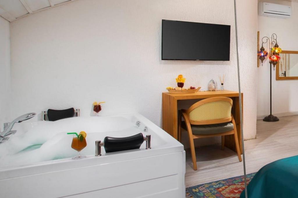 Mir Konak Hotel — 6
