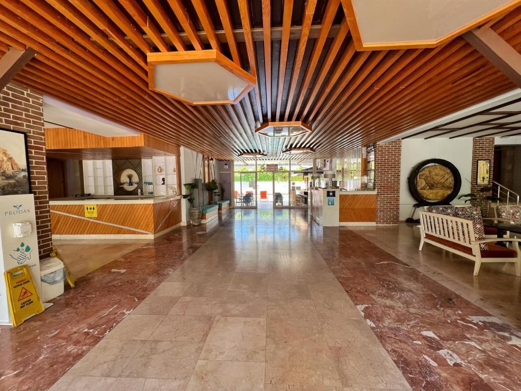 Maren City Rooms Hotel — 9