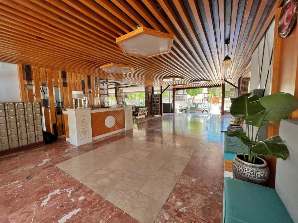 Maren City Rooms Hotel — 7