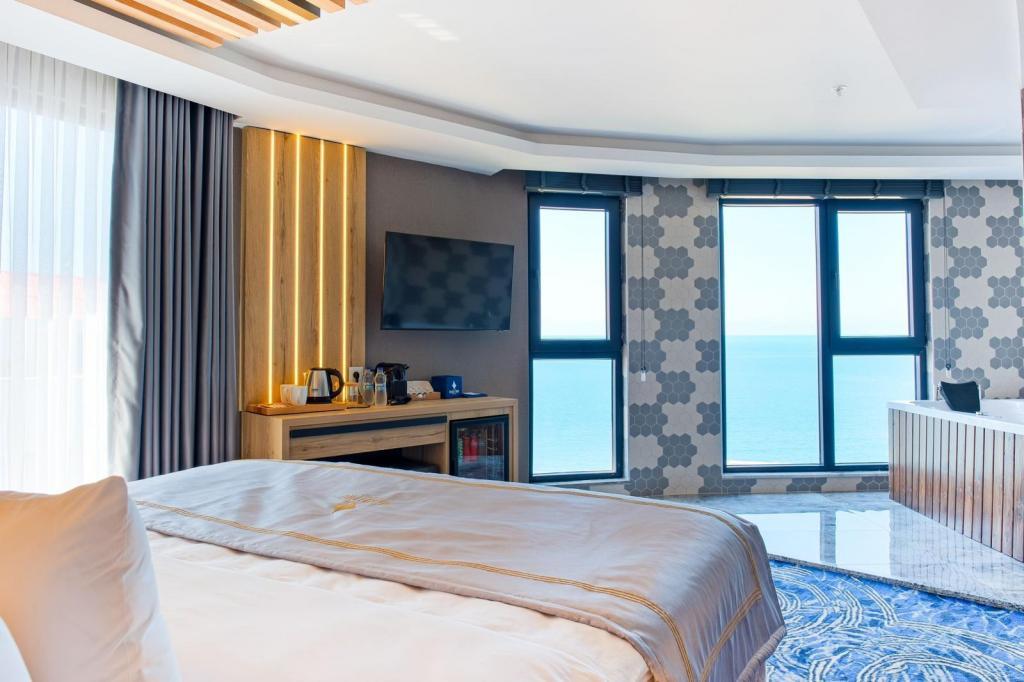 Maritimo Hotel — 2