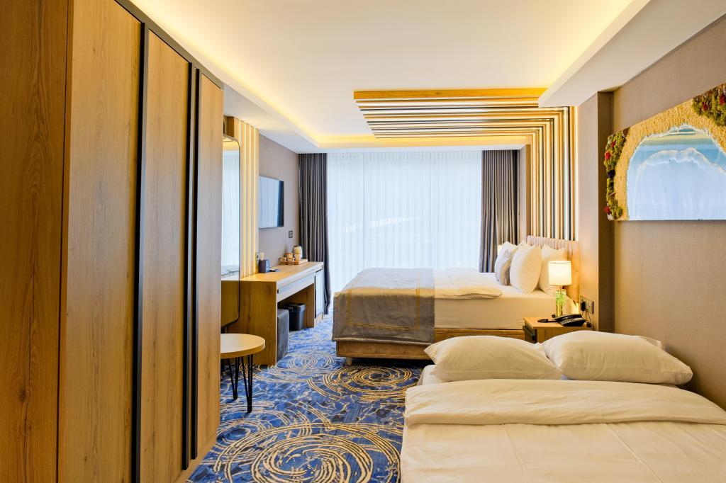 Maritimo Hotel — 9