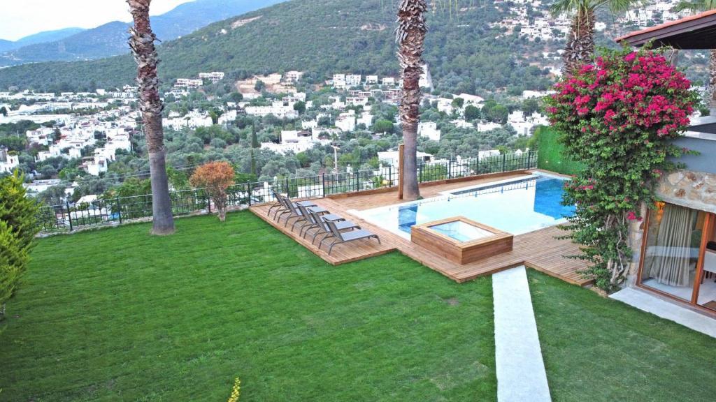 Mira Villas Torba