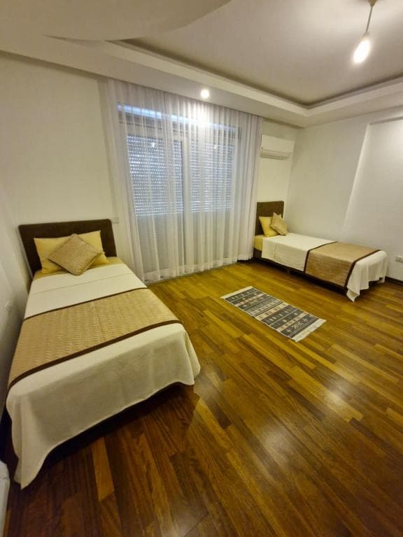 Adens Villalari — 3