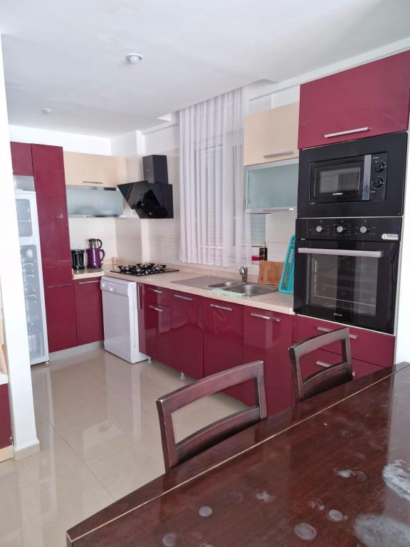 Adens Villalari — 9