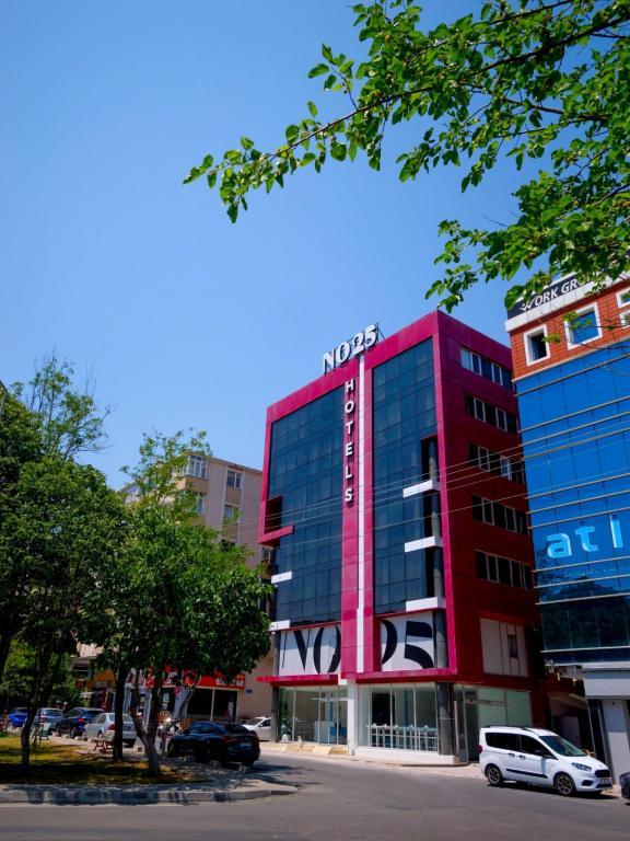 No25 Hotels