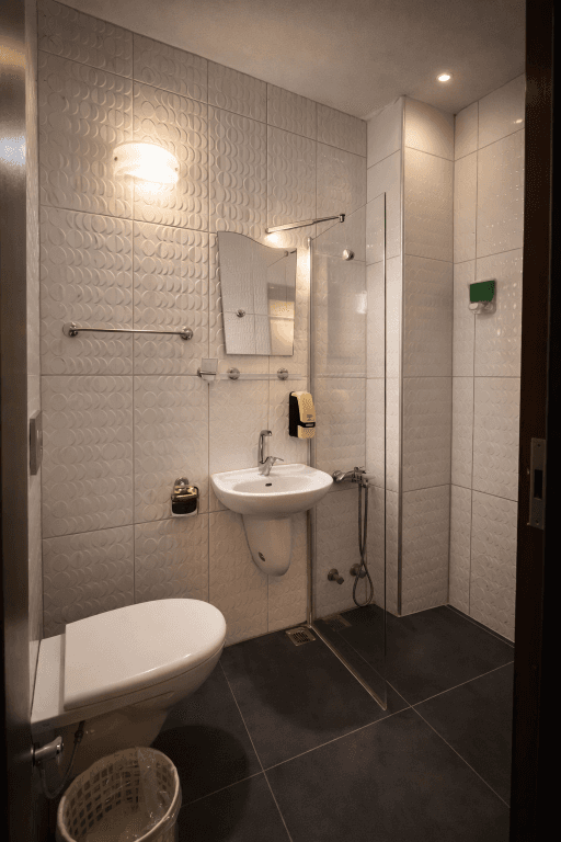 Otel Ünlü — 9