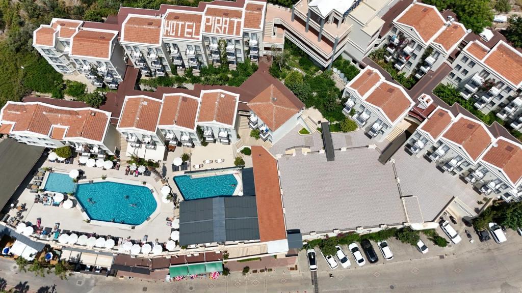 Pırat Hotel — 10