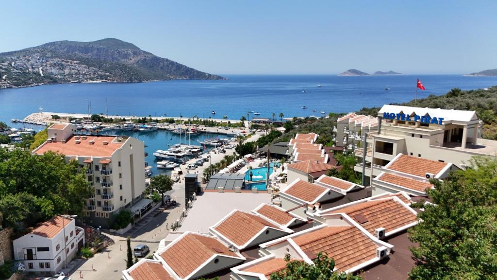 Pırat Hotel — 8