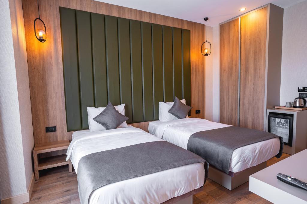 Perast City Hotel — 4