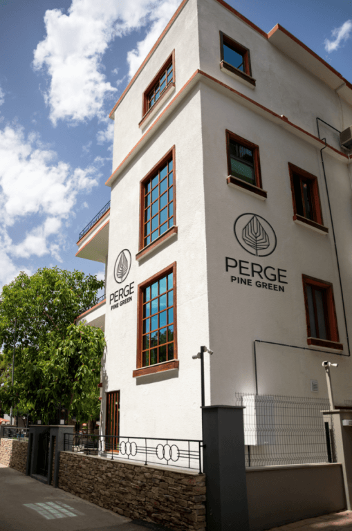 Perge Pine Green