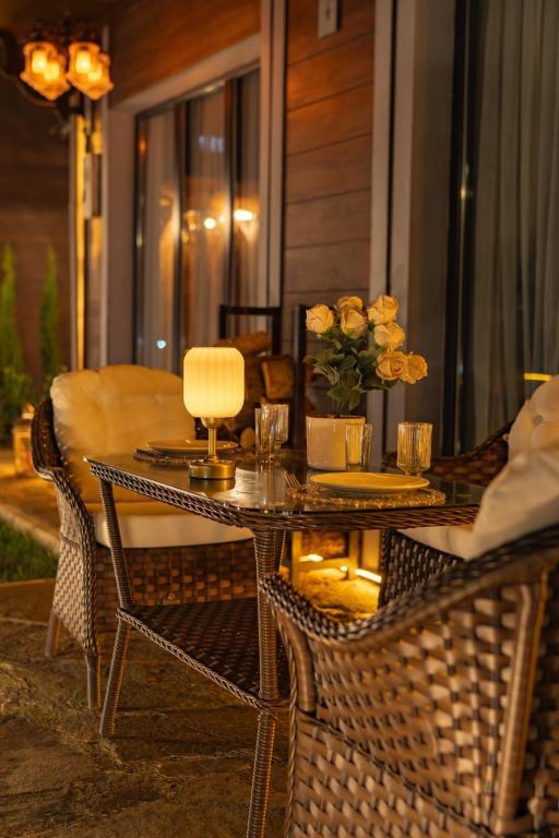 Poison Garden Suite & SPA — 10