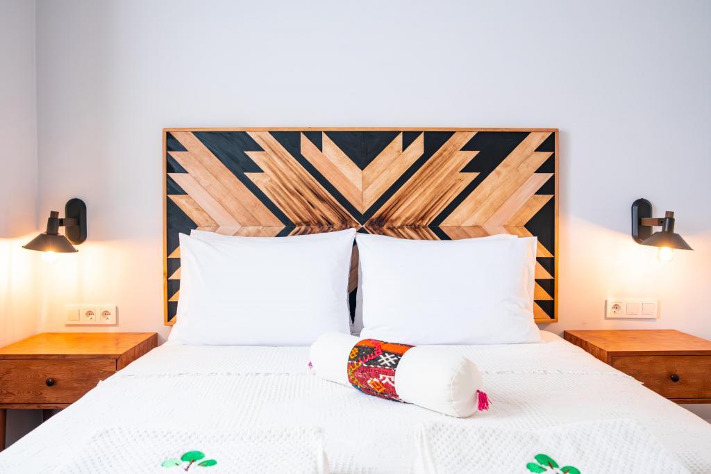 Pom Alaçatı Otel — 5