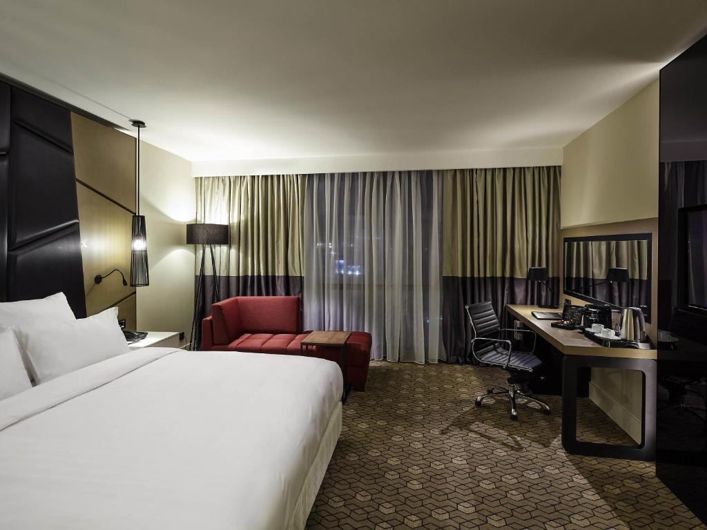 Pullman Istanbul Hotel & Convention Center — 8