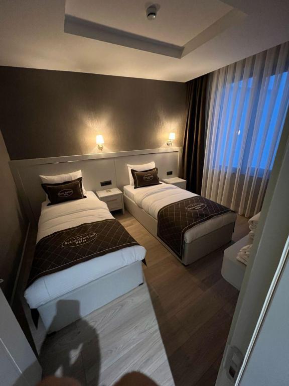 Roccia DownTown Otel — 3