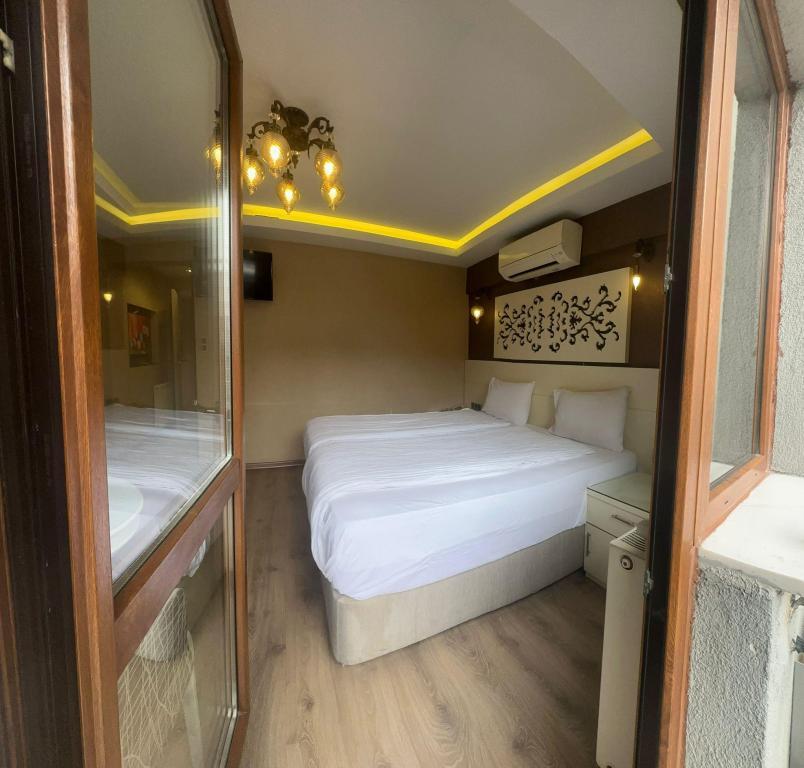 Rooms Inn Taxim Boutique Hotel — 6