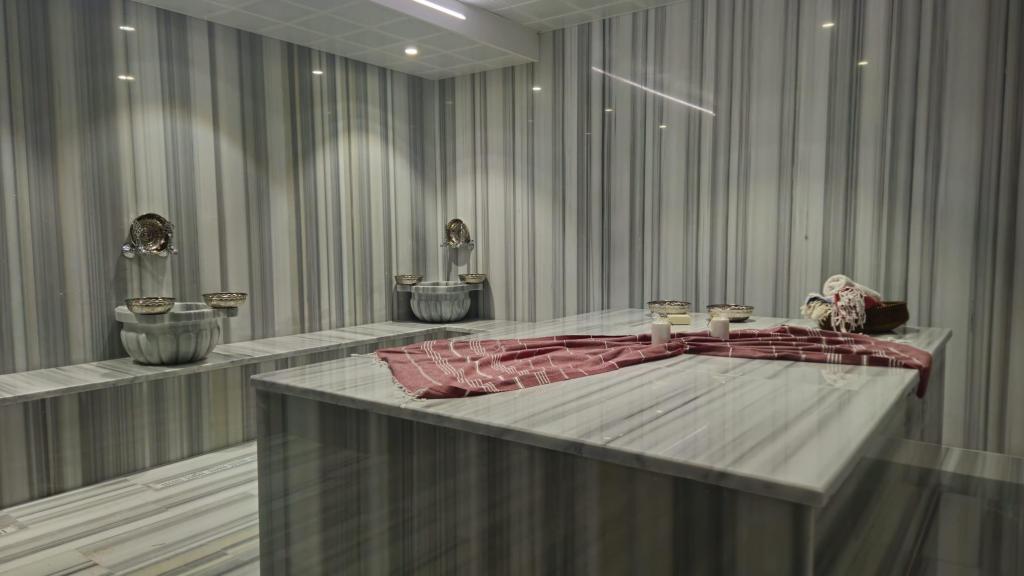 Radisson Individuals Nova Vista Deluxe Hotel and Suites — 3