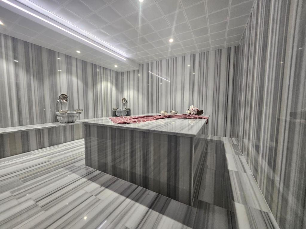 Radisson Individuals Nova Vista Deluxe Hotel and Suites — 4
