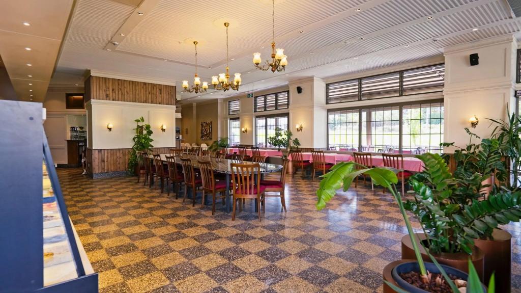 Radisson Individuals Nova Vista Deluxe Hotel and Suites — 6