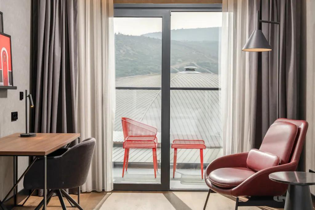 Radisson RED İzmir Point Bornova — 7