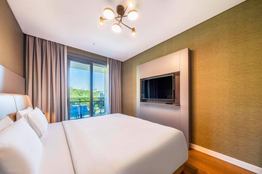 Radisson Residences Vadistanbul — 6
