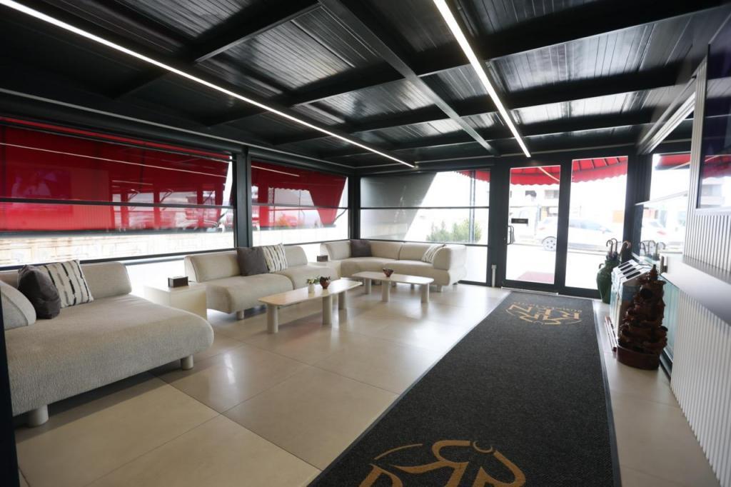 Ren Business Hotel — 5
