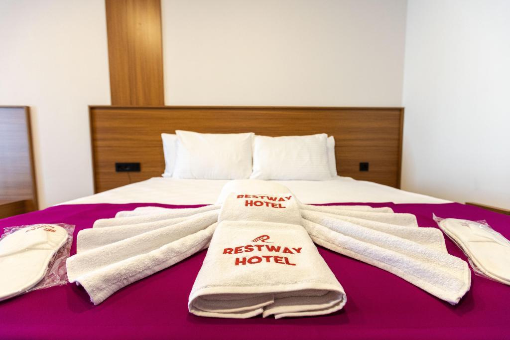 Restway Hotel Çiğli — 7