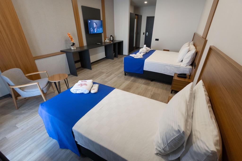 Restway Hotel Çiğli — 8