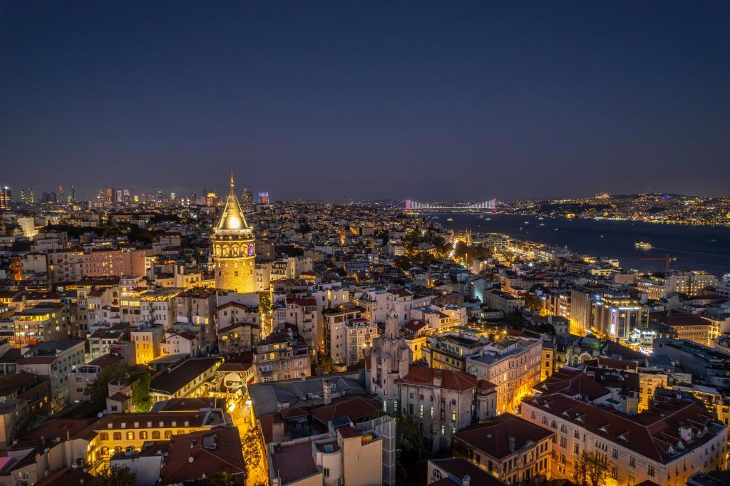 Rixos Pera Istanbul + Nickelodeon Play Tersane Access — 7
