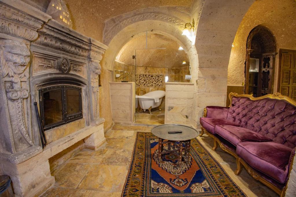 Royal Cave Hotel — 3