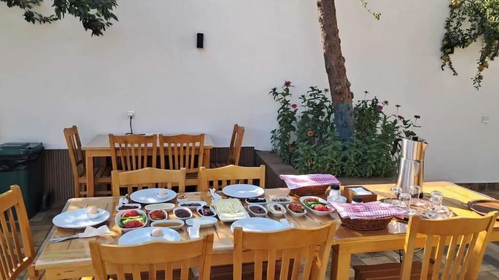 Sığacık Armola Pansiyon Cafe — 3