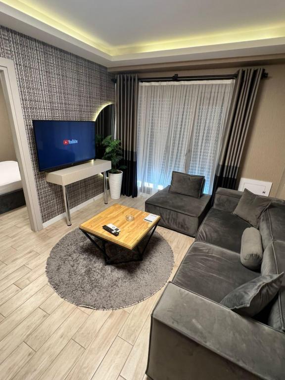 Safran Suit Otel Buca — 4