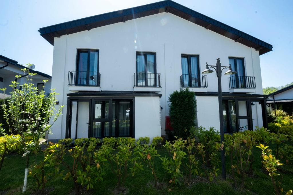 Sapanca Çayır Çimen Otel — 9