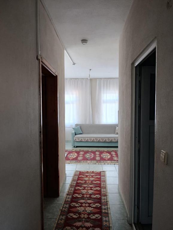 Sercan Apart — 8