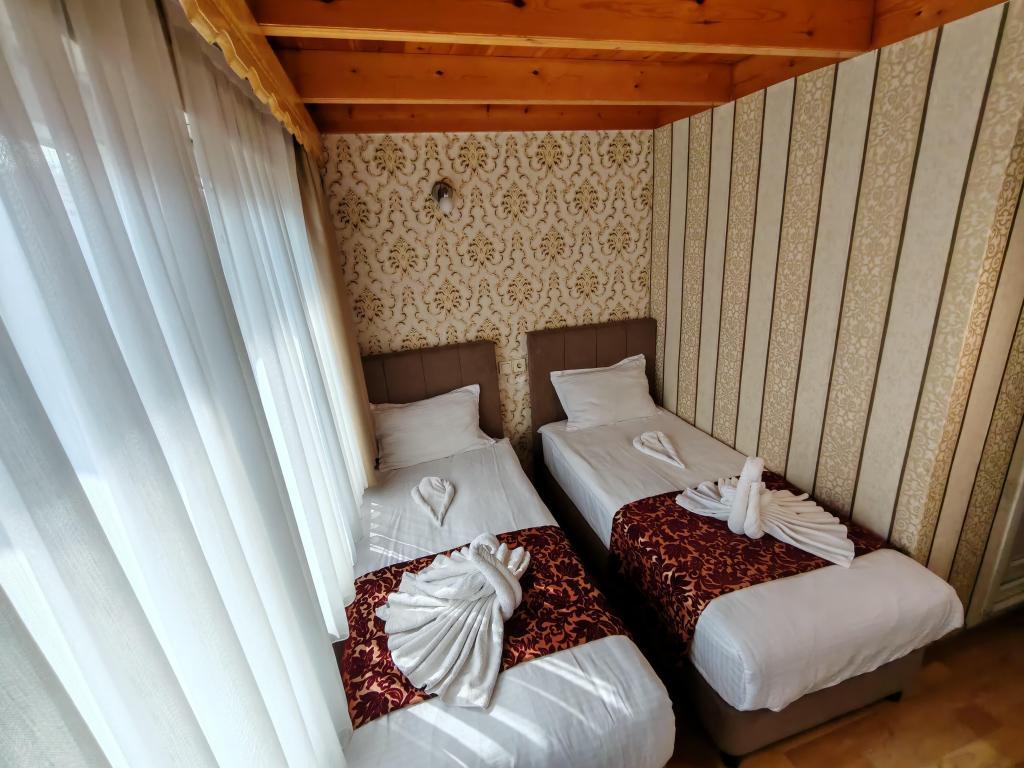 Sirkeci Emek Hotel — 7