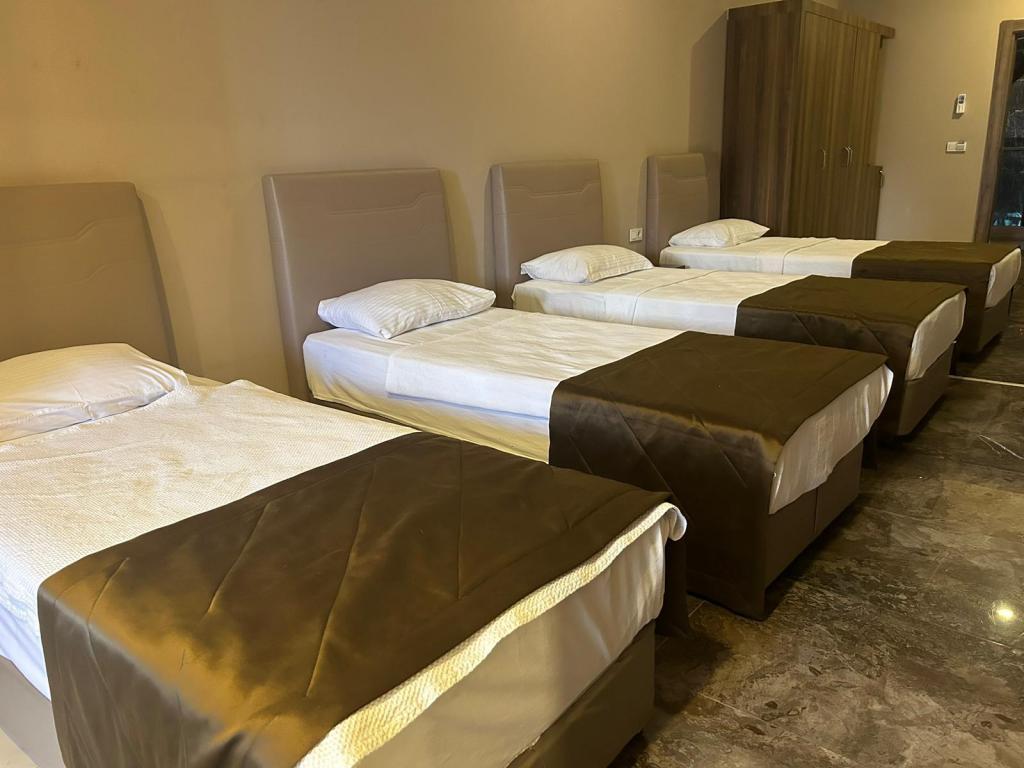 Sky Business Hotel — 4