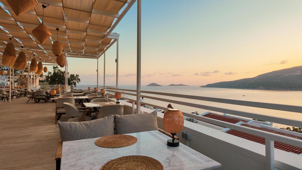 Soothe Hotel — 10