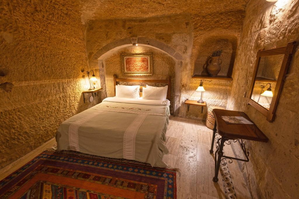 Sultan Cave Suites — 8