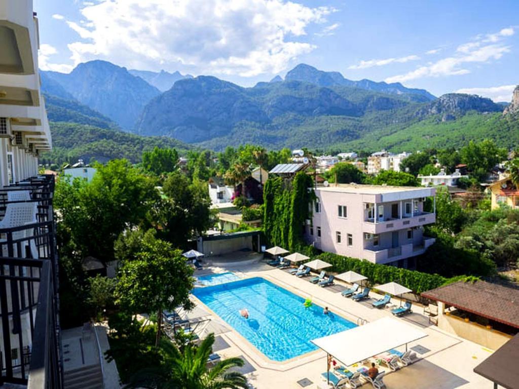 Tal Beach Hotel — 9
