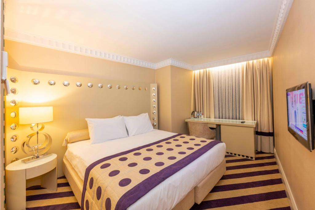 Taxim Hill Hotel — 10