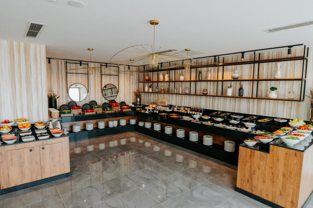 The Emporia Hotel — 7